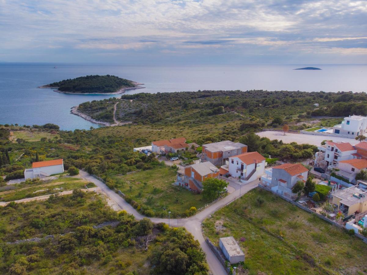 Bliss Zecevo